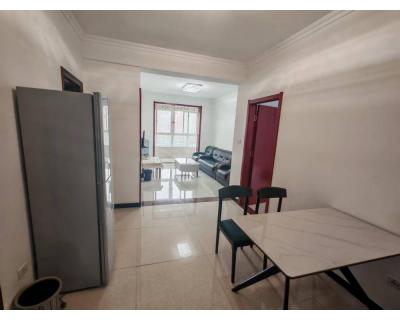 眾盛四季花城 2室2廳 全南向 精裝房，配套齊全