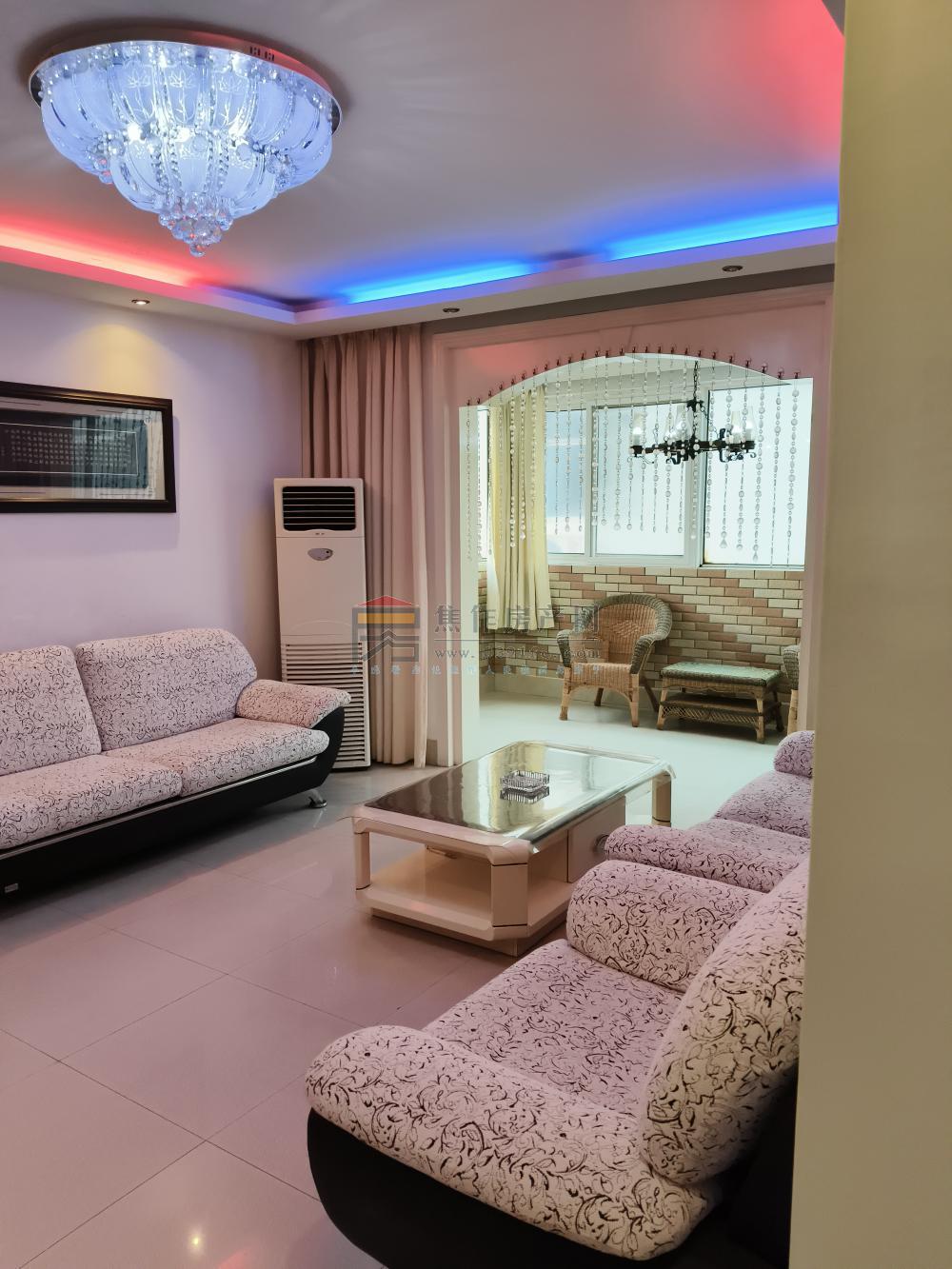 民主中路48號(hào)院 3室2廳 143㎡